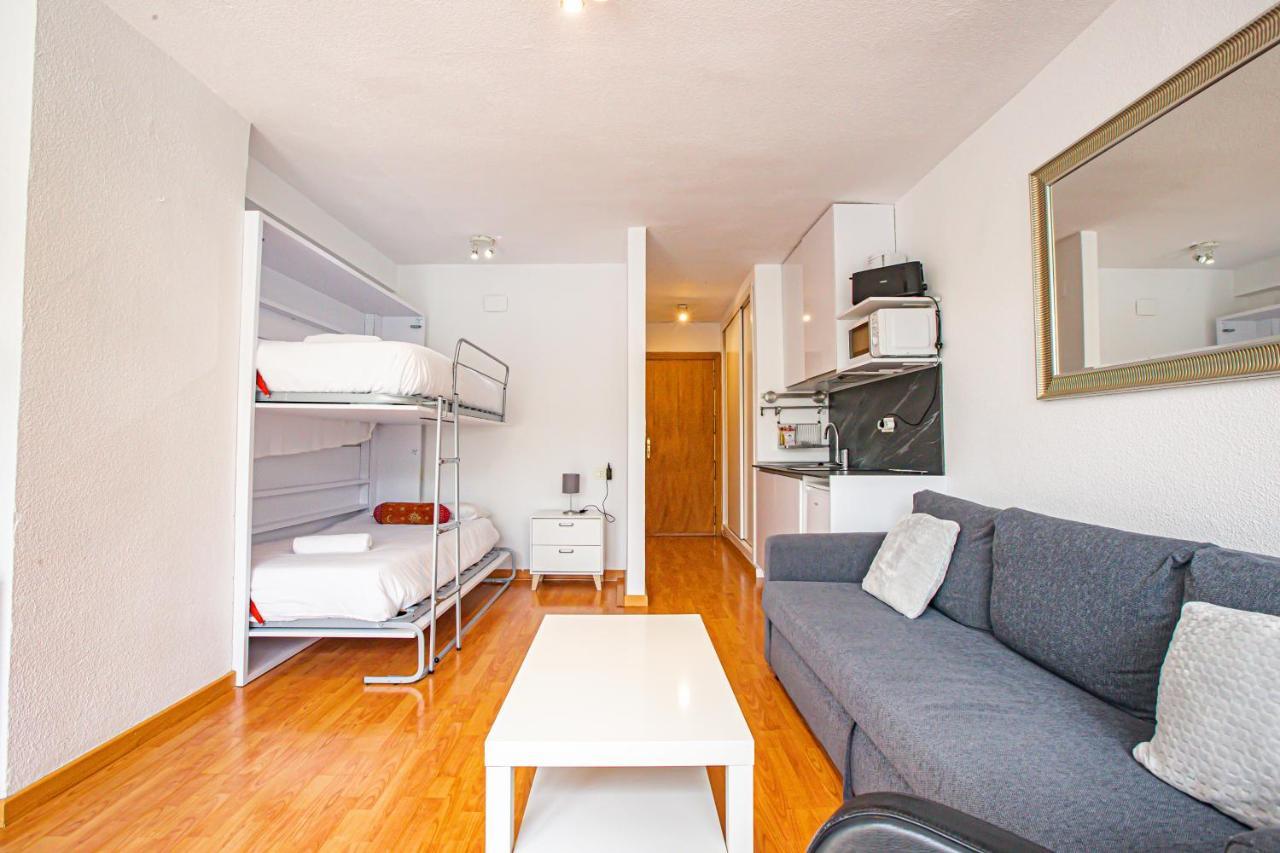 Holidays, Mont Blanc Estudio En Pradollano & Parking Сиера Невада Екстериор снимка