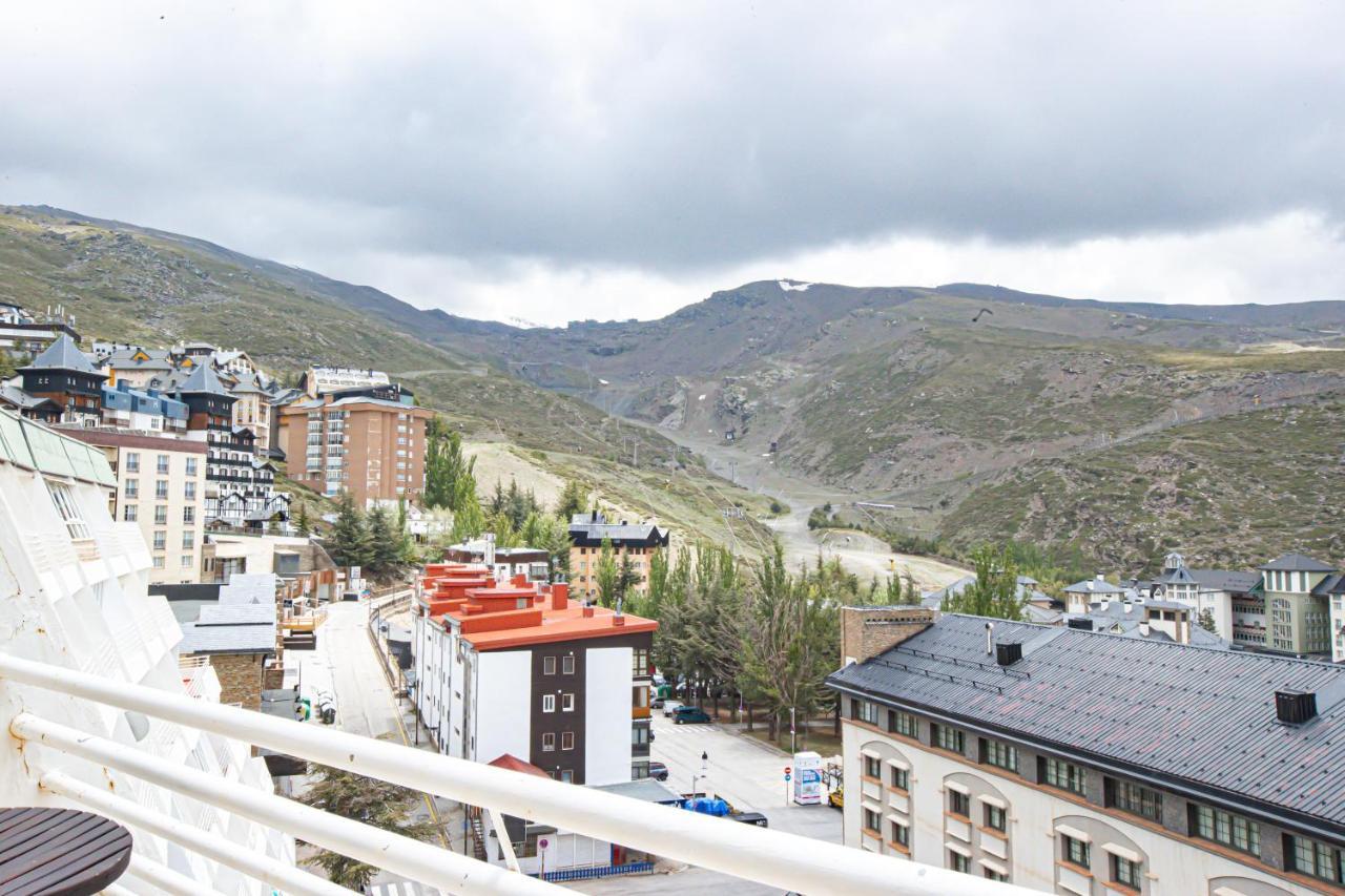 Holidays, Mont Blanc Estudio En Pradollano & Parking Сиера Невада Екстериор снимка